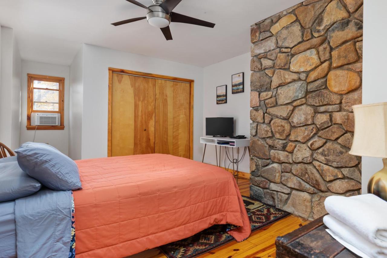 Sleepy Hollow 5Br Cabin - National Park 7 Min, Hot Tub, Fire Pit, Sleeps 12 Luray Exterior photo